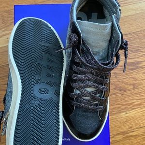 p448 black/silver Skate Glam. High top with subtle leopard print